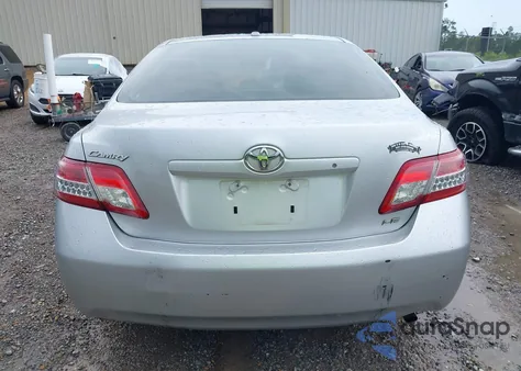 2010 Toyota Camry Le из США, поврежденный, VIN 4T4BF3EK0AR011594